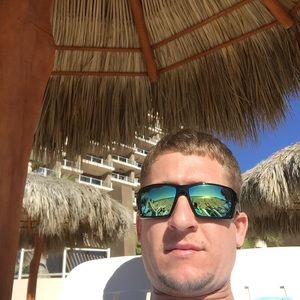 Meet your Posher, Marcus